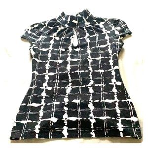 Express Short sleeve black and white top